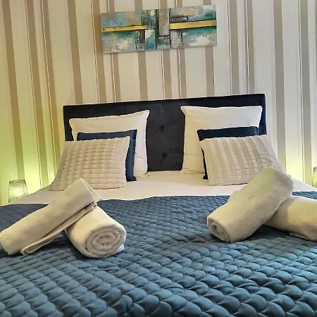 Bed & Breakfast D'hotes De Verdigne Piscine Chauffee Parking Wifi *