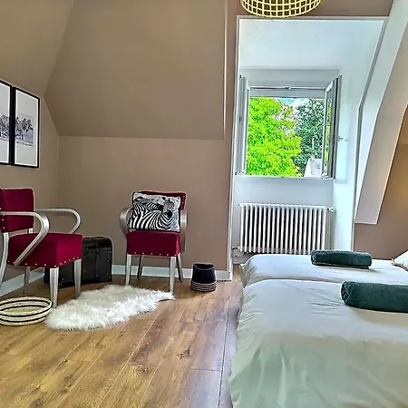 D'hôtes De Verdigné Piscine Chauffée Parking Wifi Couette-café 3*