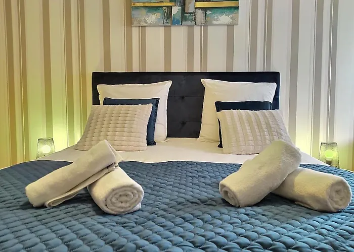 D'hotes De Verdigne Piscine Chauffee Parking Wifi Bed & Breakfast 3*