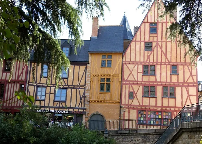 D'hotes De Verdigne Piscine Chauffee Parking Wifi Bed & Breakfast 3*