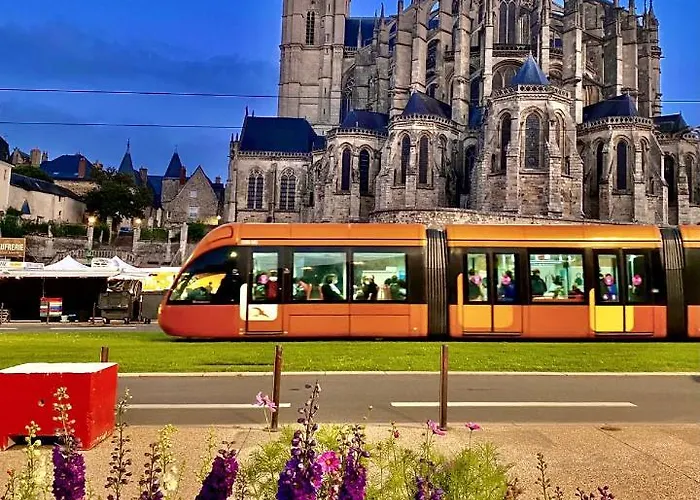 D'hôtes De Verdigné Piscine Chauffée Parking Wifi Bed & Breakfast 3*