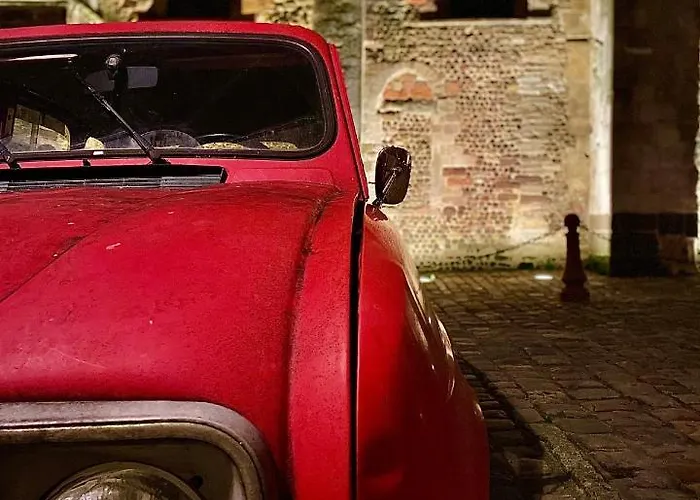 D'hôtes De Verdigné Piscine Chauffée Parking Wifi Bed & Breakfast