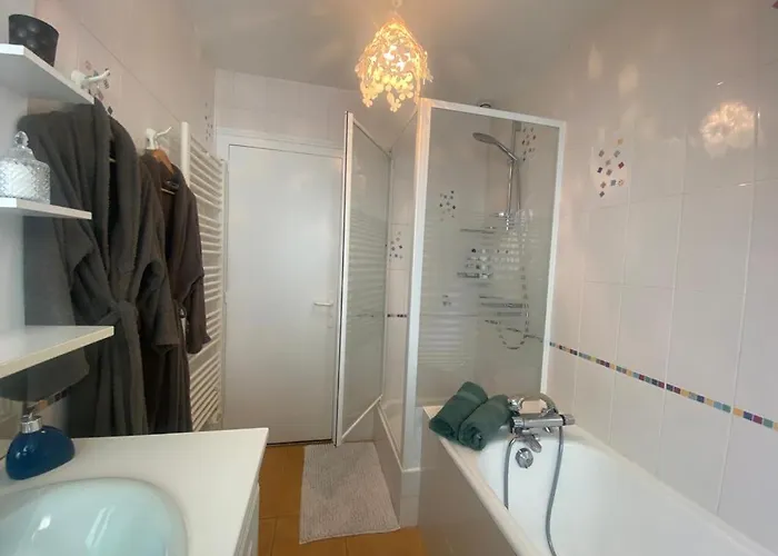 Bed & Breakfast D'hôtes De Verdigné Piscine Chauffée Parking Wifi 3*